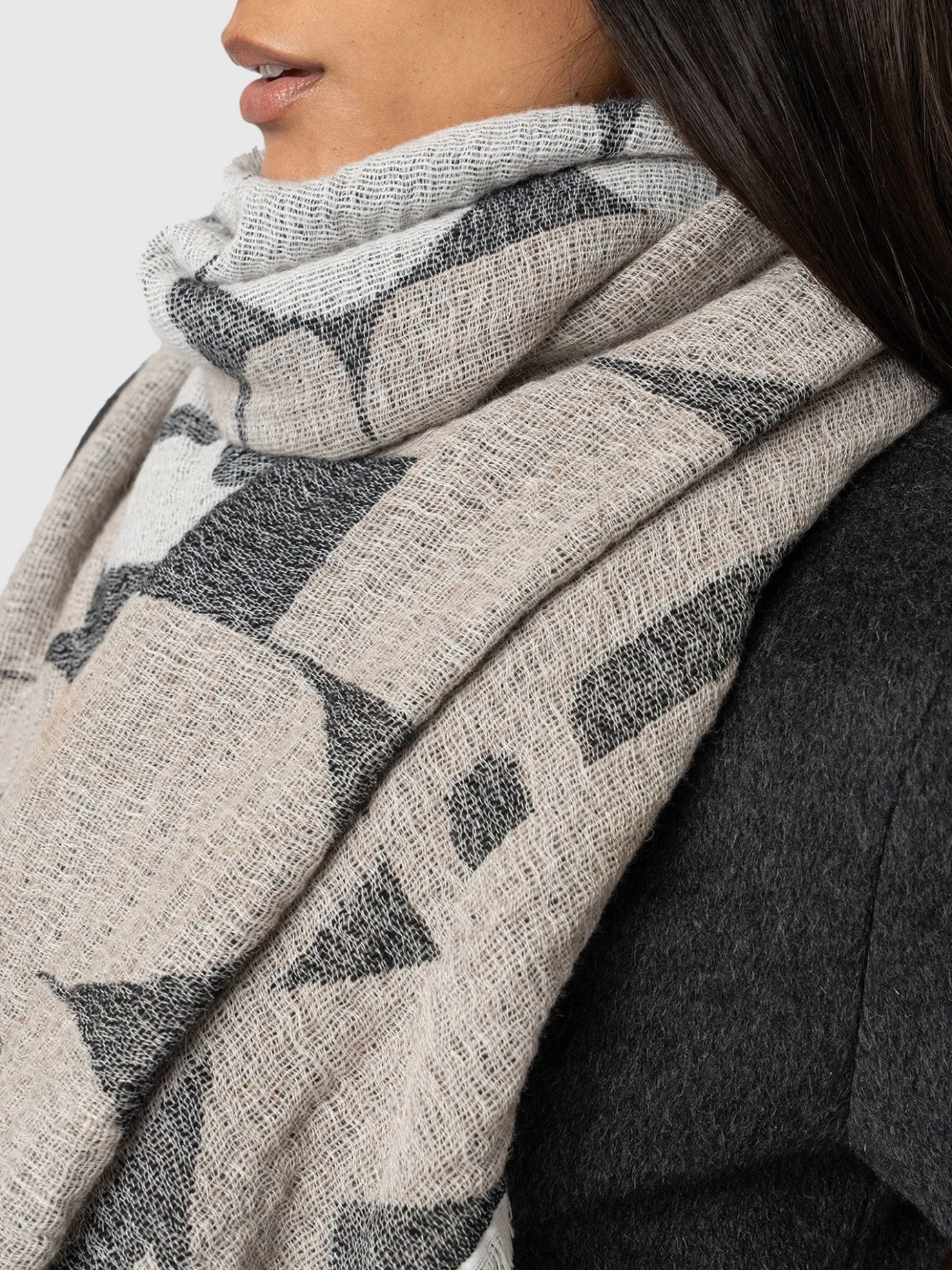 Scarves & Hats|Accessories|Saint and Sofia Abstract Rock Scarf - Black/Cream
