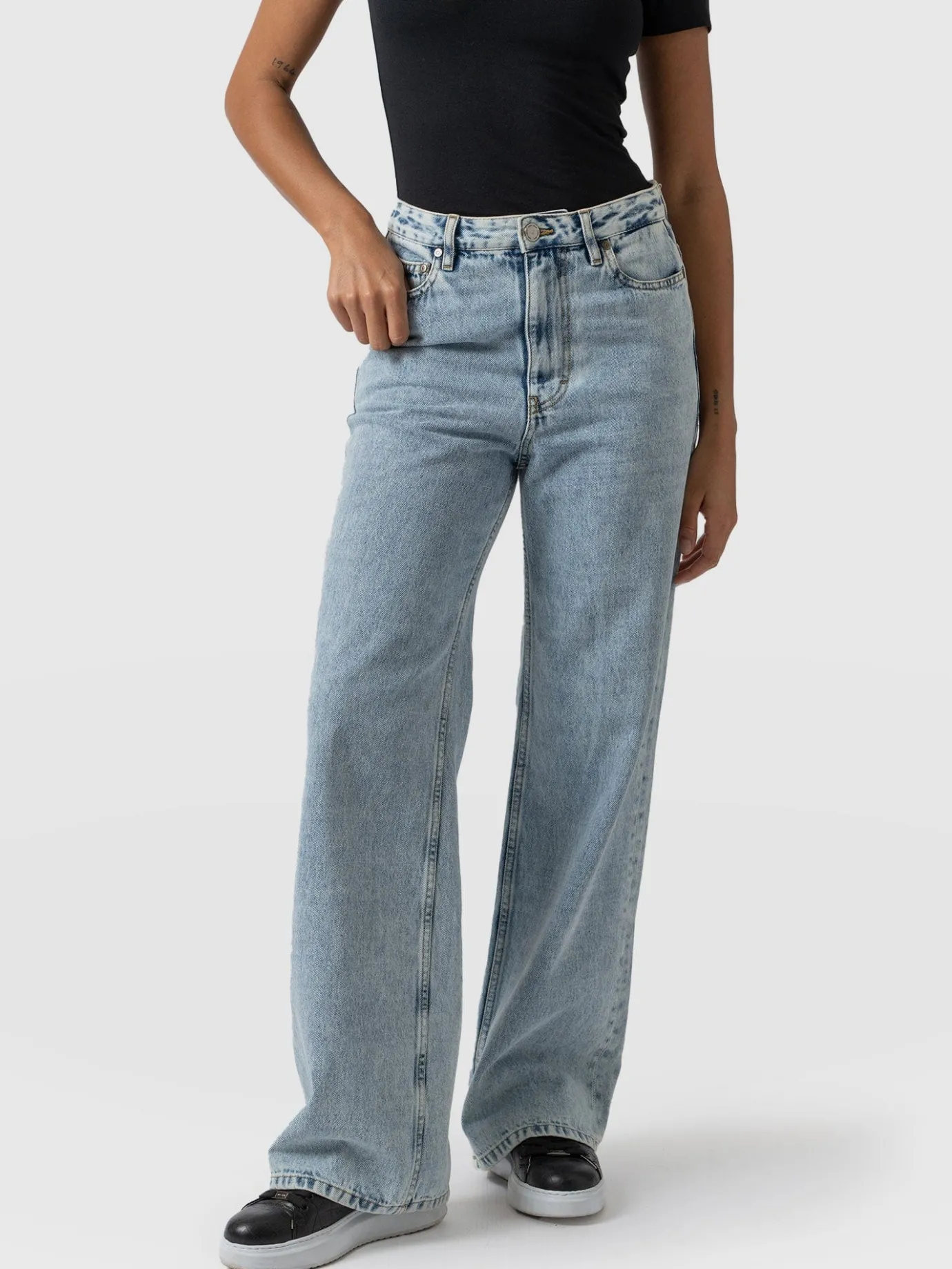 Denim & Jeans|Saint and Sofia Adjustable Wide Leg Jeans - Pale Blue