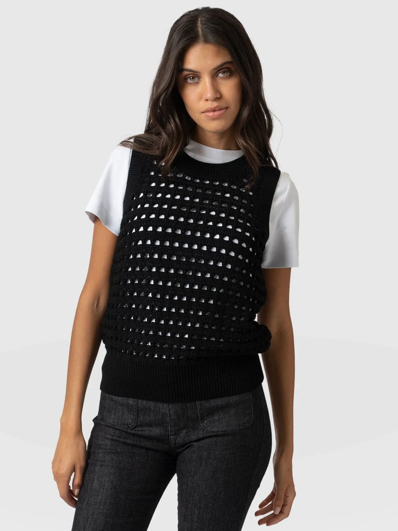 Knitwear|Saint and Sofia Adler Sleeveless Knit - Black