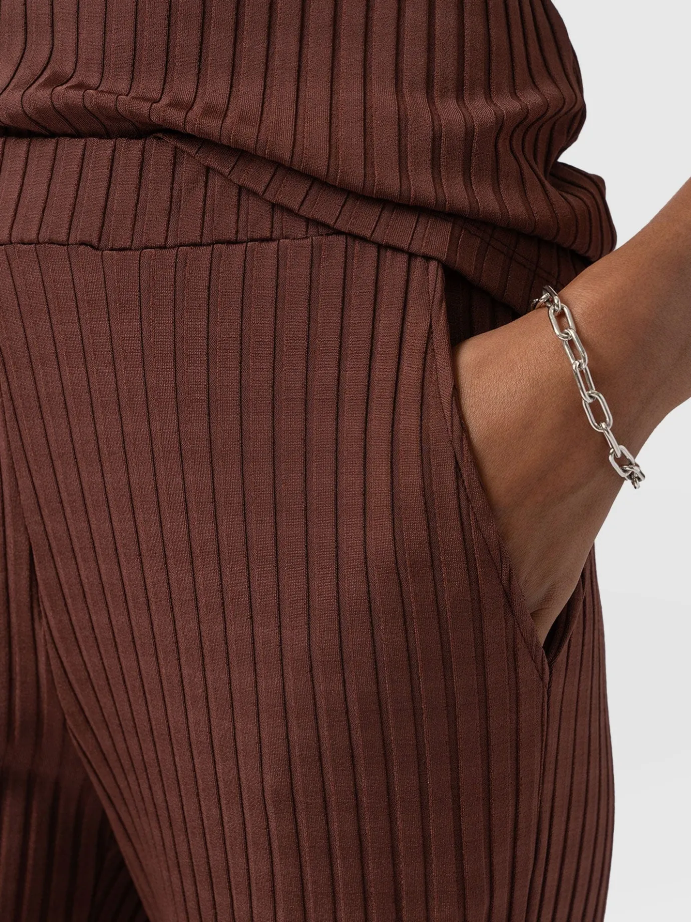 Pants|Saint and Sofia Apartment Pant - Maroon Rib