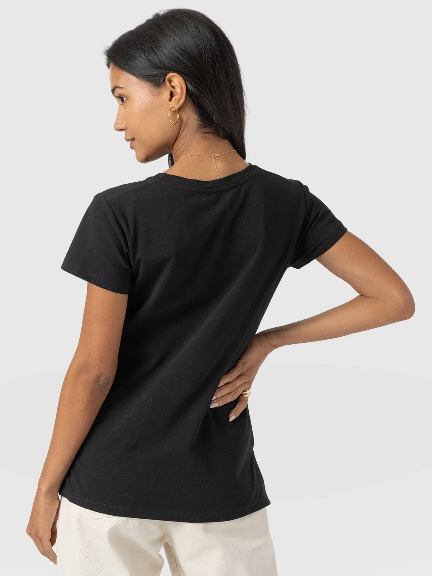 T-shirts & Tanks|Saint and Sofia Apartment Tee - Black