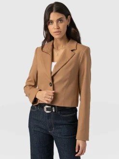 Coats & Jackets|Blazers|Saint and Sofia Astrid Crop Blazer - Camel
