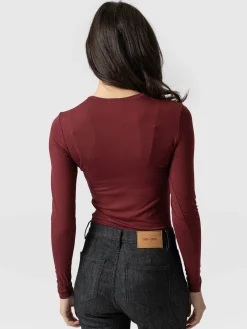 T-shirts & Tanks|Saint and Sofia Austen Crew Neck Tee - Burgundy