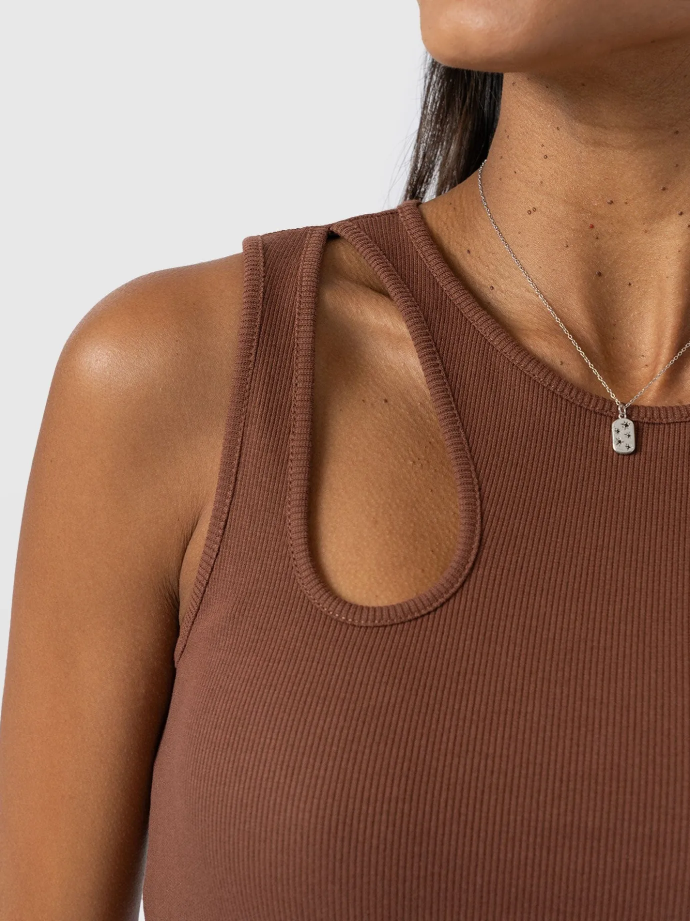 Dresses|Saint and Sofia Axel Cut Out Dress - Russet Brown