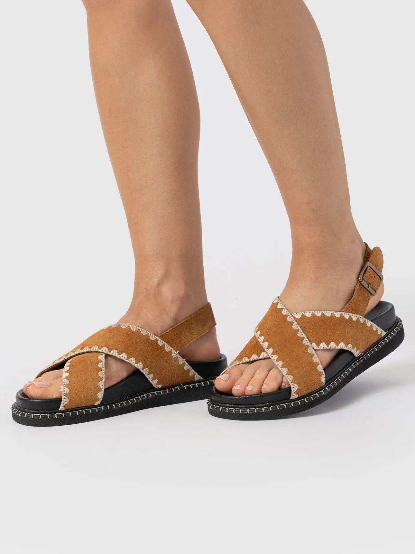 Sandals|Shoes|Saint and Sofia Bonnie Cross Over Sandals - Tan