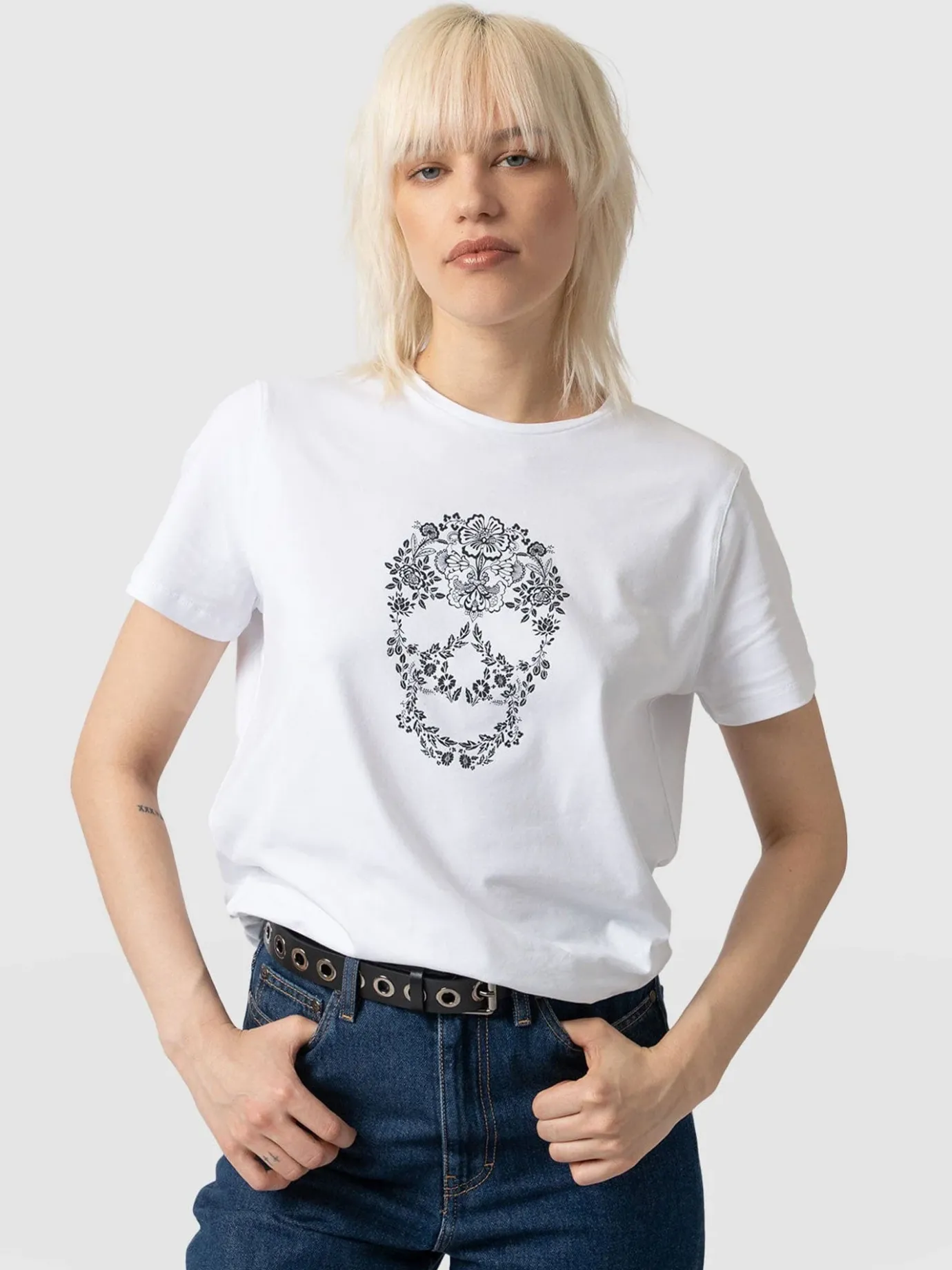 T-shirts & Tanks|Saint and Sofia Boyfriend Tee - White Skull