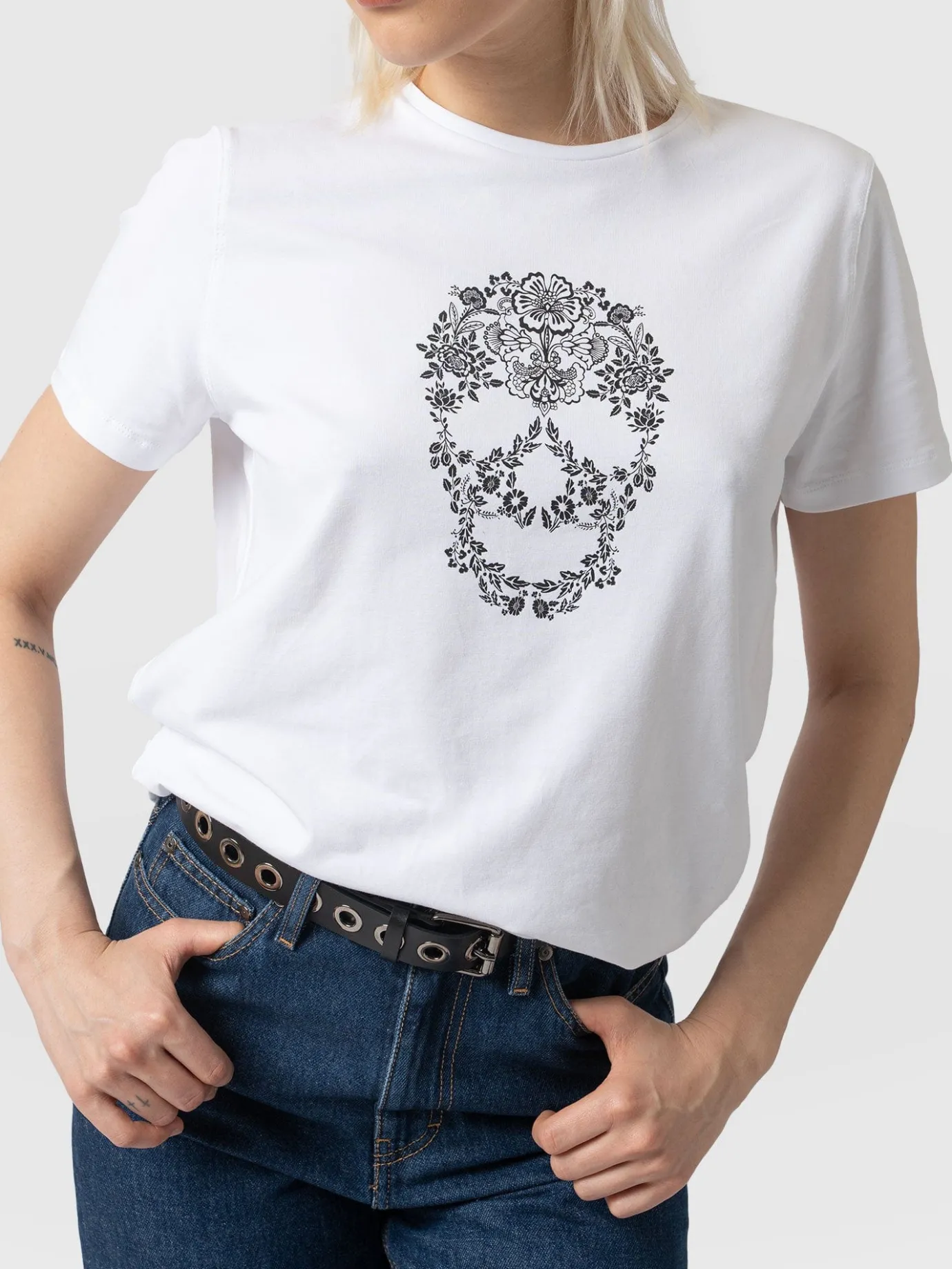 T-shirts & Tanks|Saint and Sofia Boyfriend Tee - White Skull