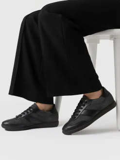 Sneakers|Shoes|Saint and Sofia Broadway Sneaker - Black