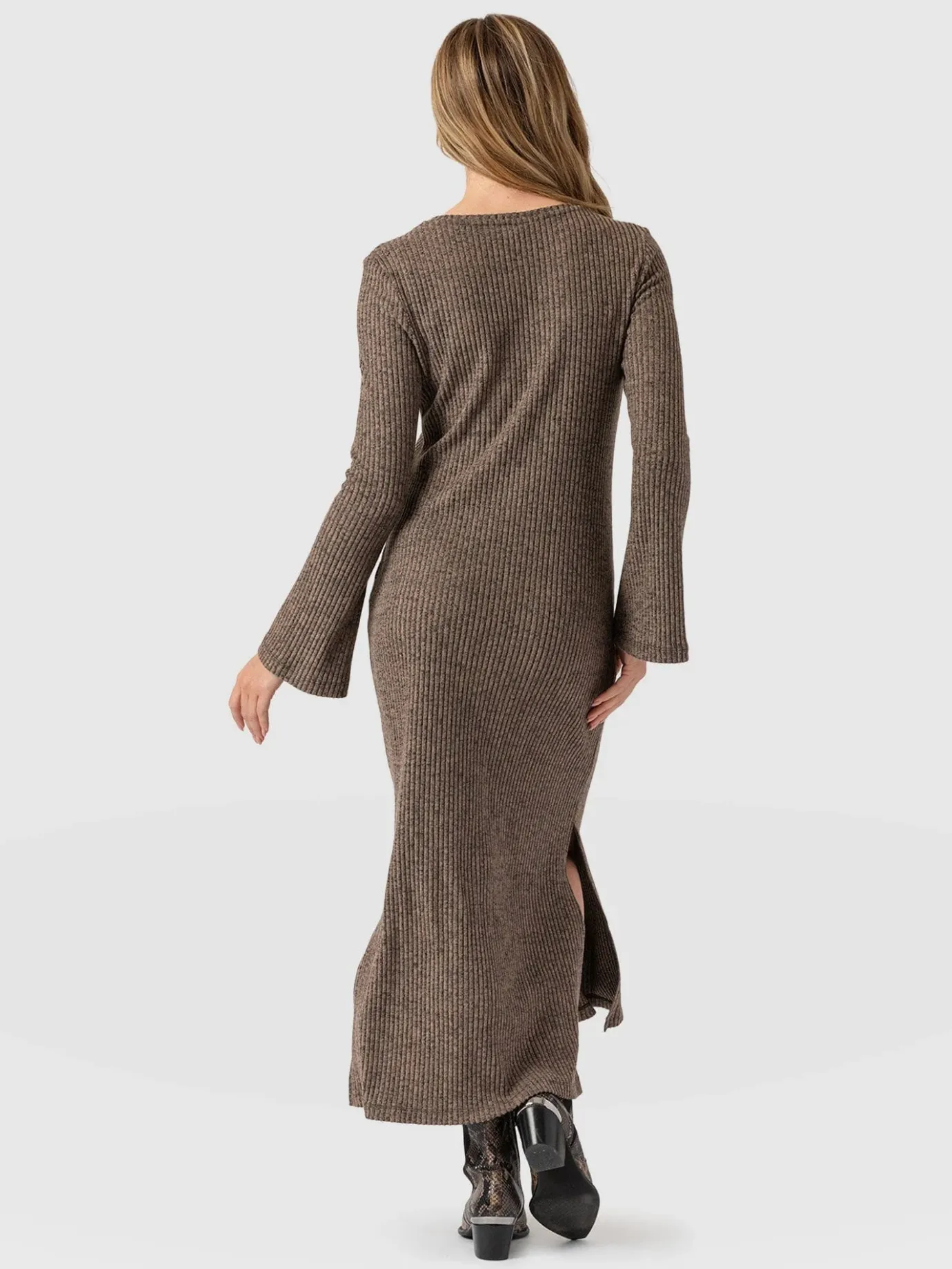 Dresses|Saint and Sofia Callie Fluted Midi Dress - Beige