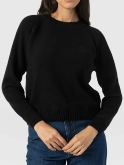 Knitwear|Sweaters|Saint and Sofia Cambridge Cashmere Sweater - Black