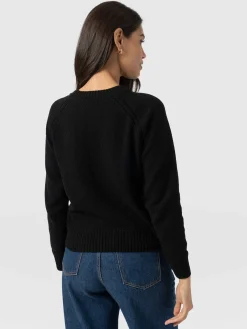Knitwear|Sweaters|Saint and Sofia Cambridge Cashmere Sweater - Black