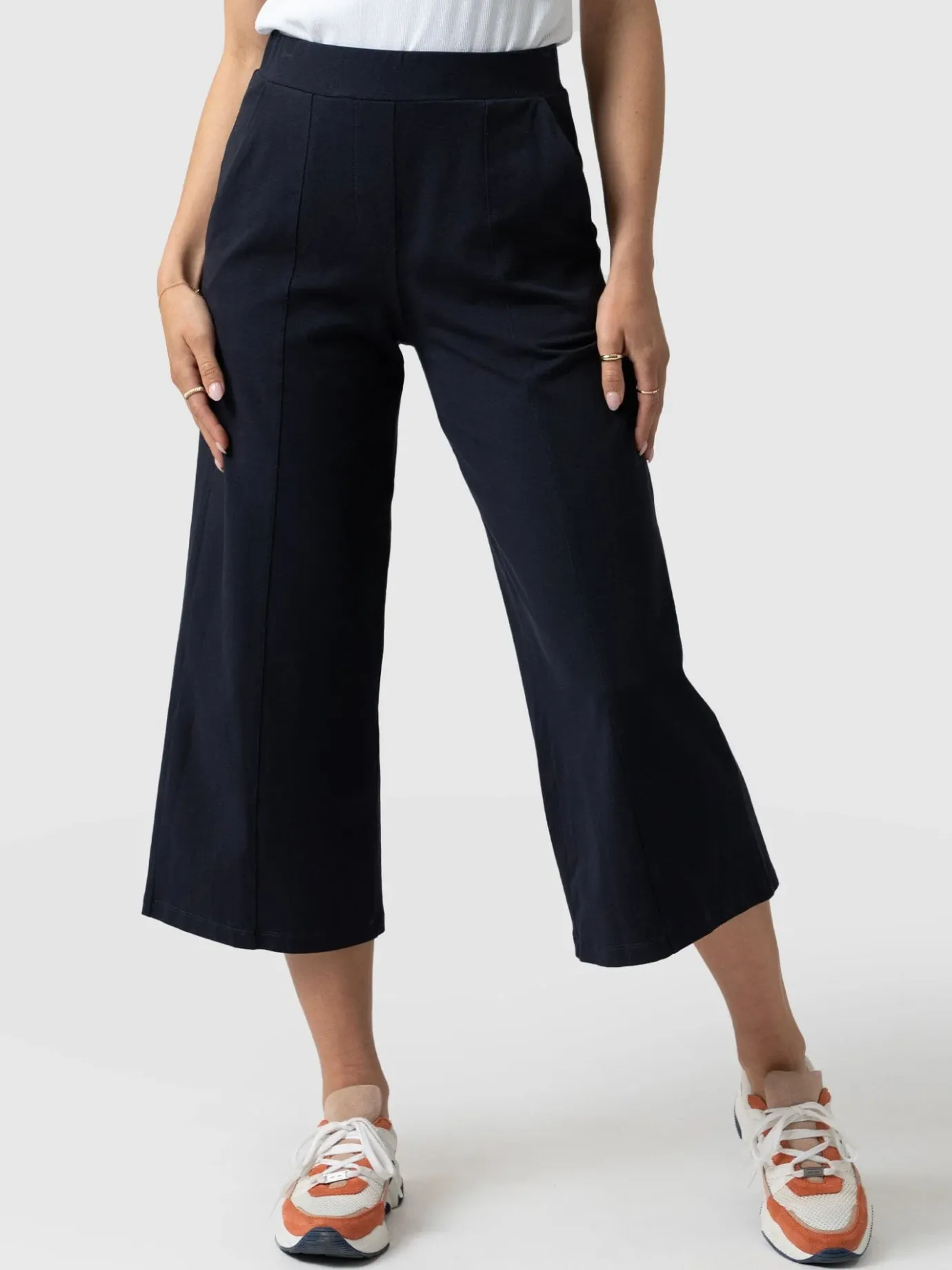Shorts|Saint and Sofia Cara Wide Leg Culotte - Navy