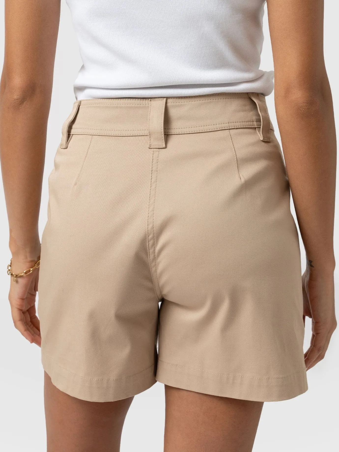 Shorts|Saint and Sofia Cargo Short - Beige