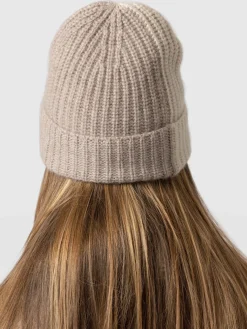 Scarves & Hats|Accessories|Saint and Sofia Cashmere Beanie - Cream/Beige