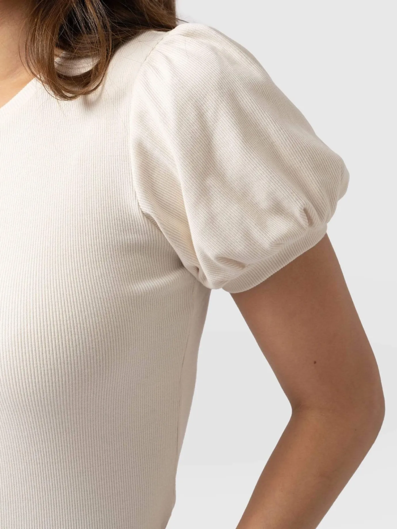 T-shirts & Tanks|Saint and Sofia Cavendish Tee - Cream
