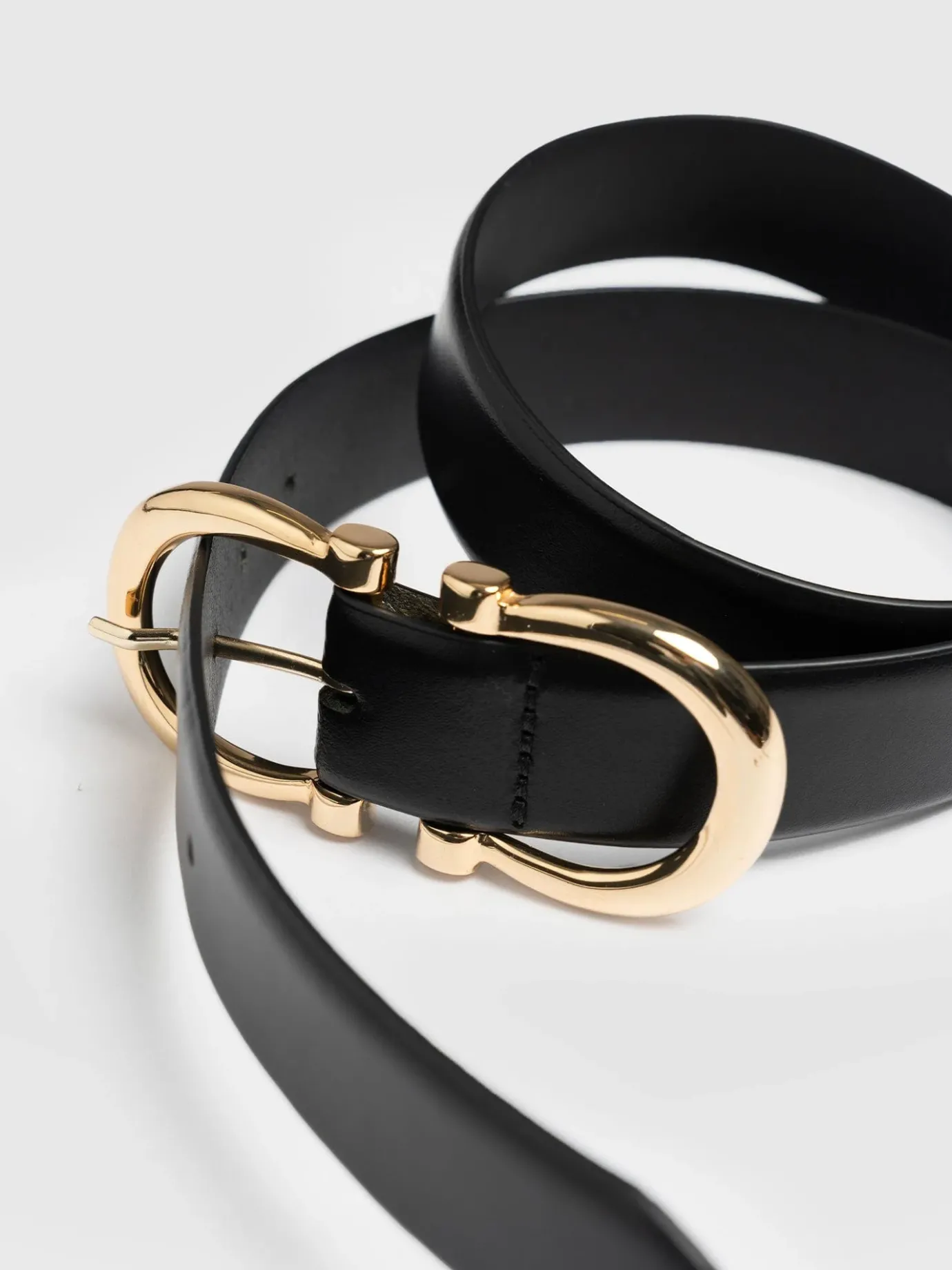 Leather Belts|Accessories|Saint and Sofia Chelsea Belt - Black