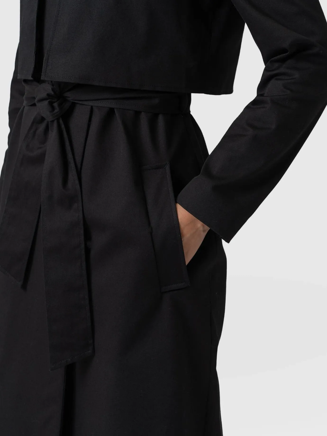 Coats & Jackets|Saint and Sofia Classic Trench Coat - Black