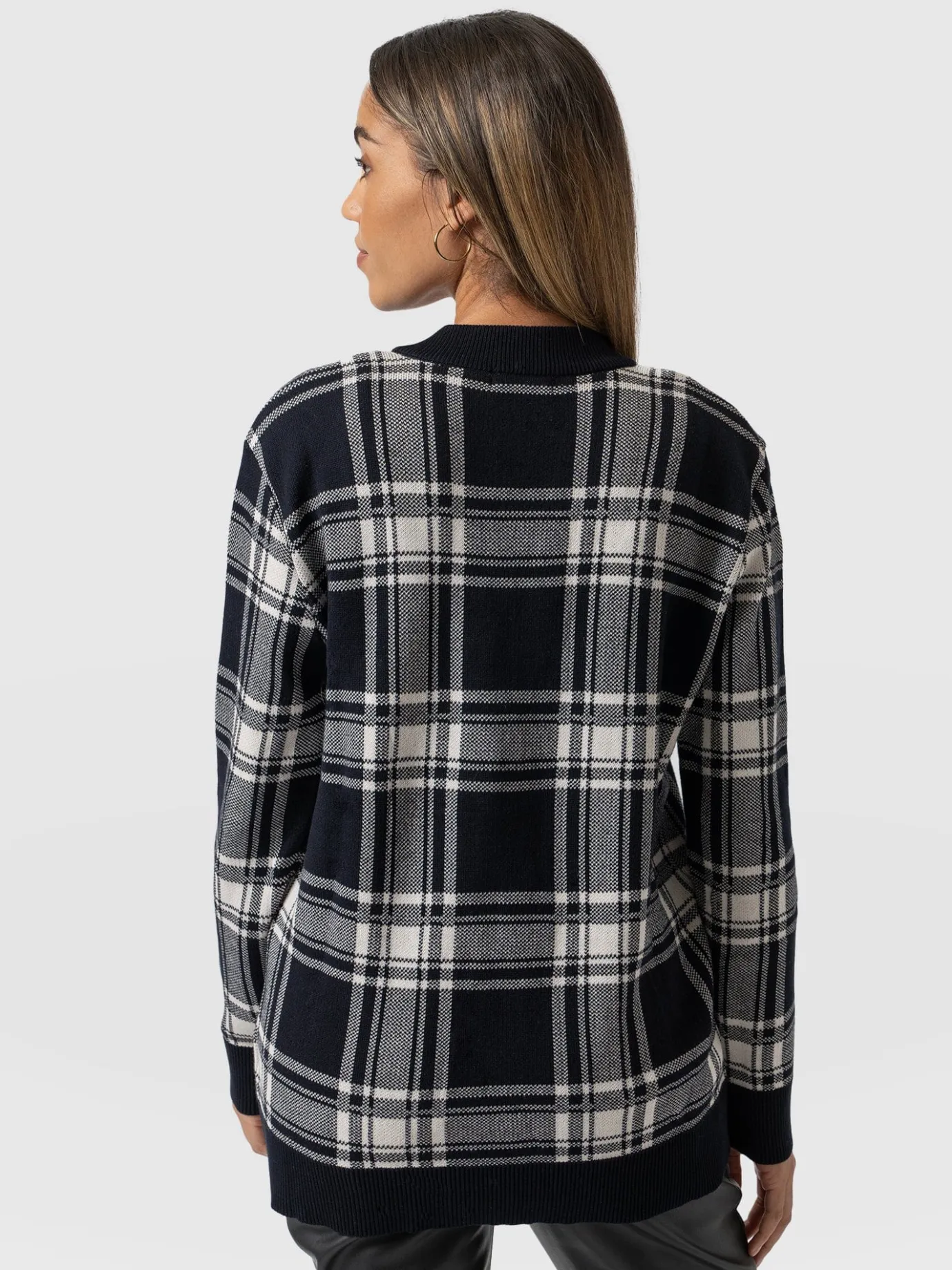 Knitwear|Saint and Sofia College Cardigan - Navy/ Cream Check