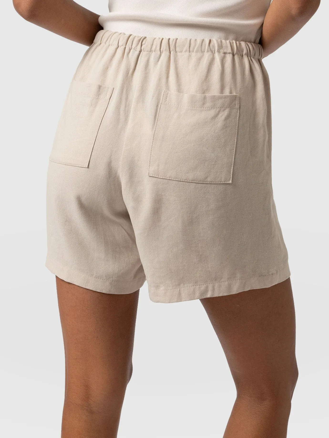 Shorts|Saint and Sofia Corinne Linen Short - Oatmeal