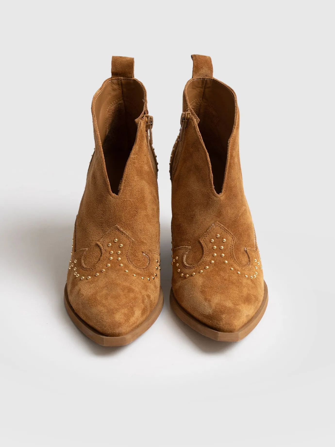 Boots|Shoes|Saint and Sofia Dallas Studded Ankle Boot - Tan
