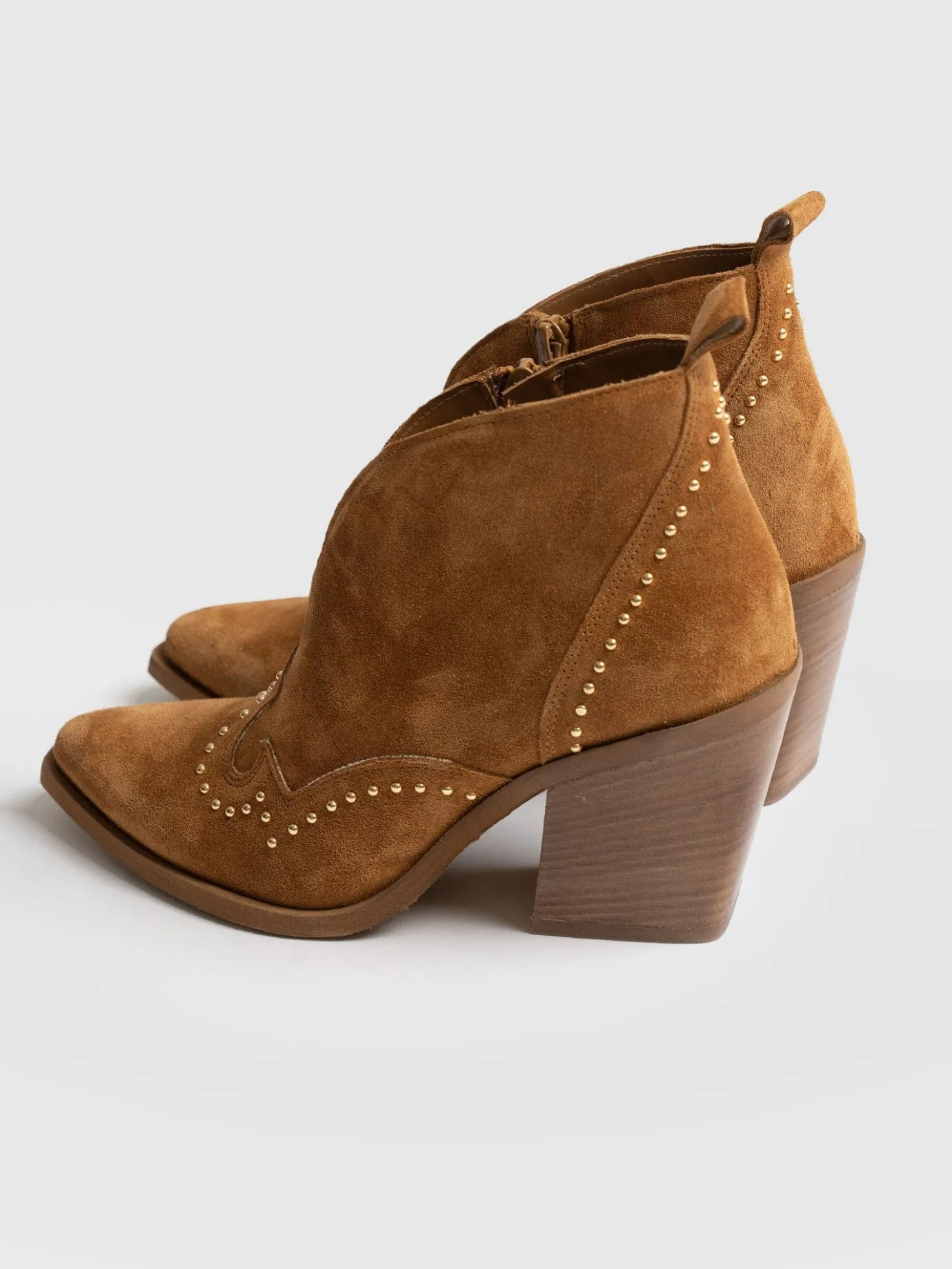 Boots|Shoes|Saint and Sofia Dallas Studded Ankle Boot - Tan