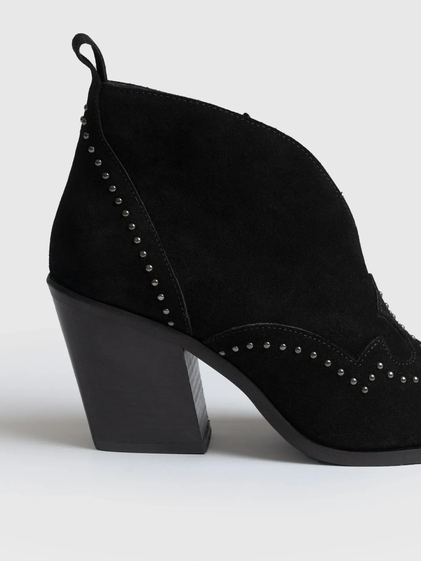 Boots|Leather|Saint and Sofia Dallas Studded Ankle Boot - Black