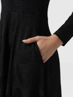 Dresses|Saint and Sofia Darcey Flared Dress - Black Jacquard