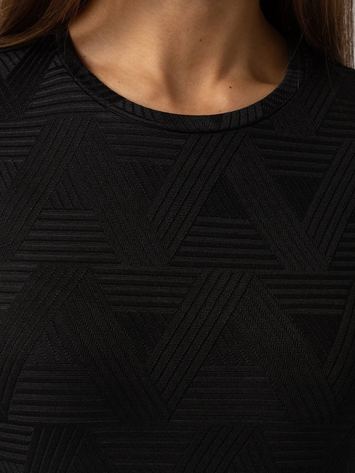 T-shirts & Tanks|Saint and Sofia Darcey Long Sleeve Tee - Black Jacquard