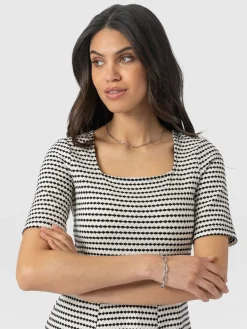 Dresses|Saint and Sofia Darcey Short Sleeve Flared Dress - Monochrome Jacquard