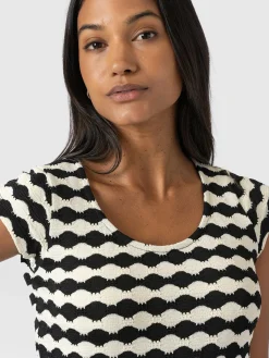 T-shirts & Tanks|Saint and Sofia Elise Scoop Neck Tee - Black/Cream