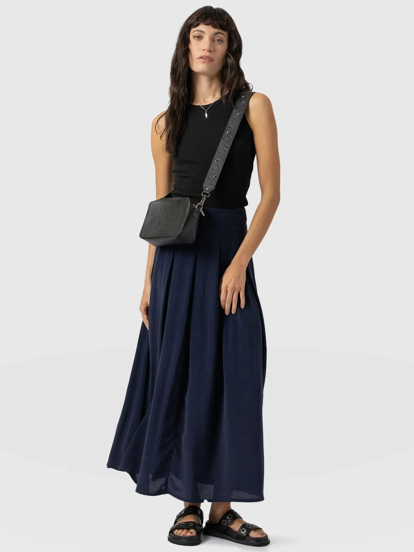 Skirts|Saint and Sofia Eliza Pleated Skirt - Navy