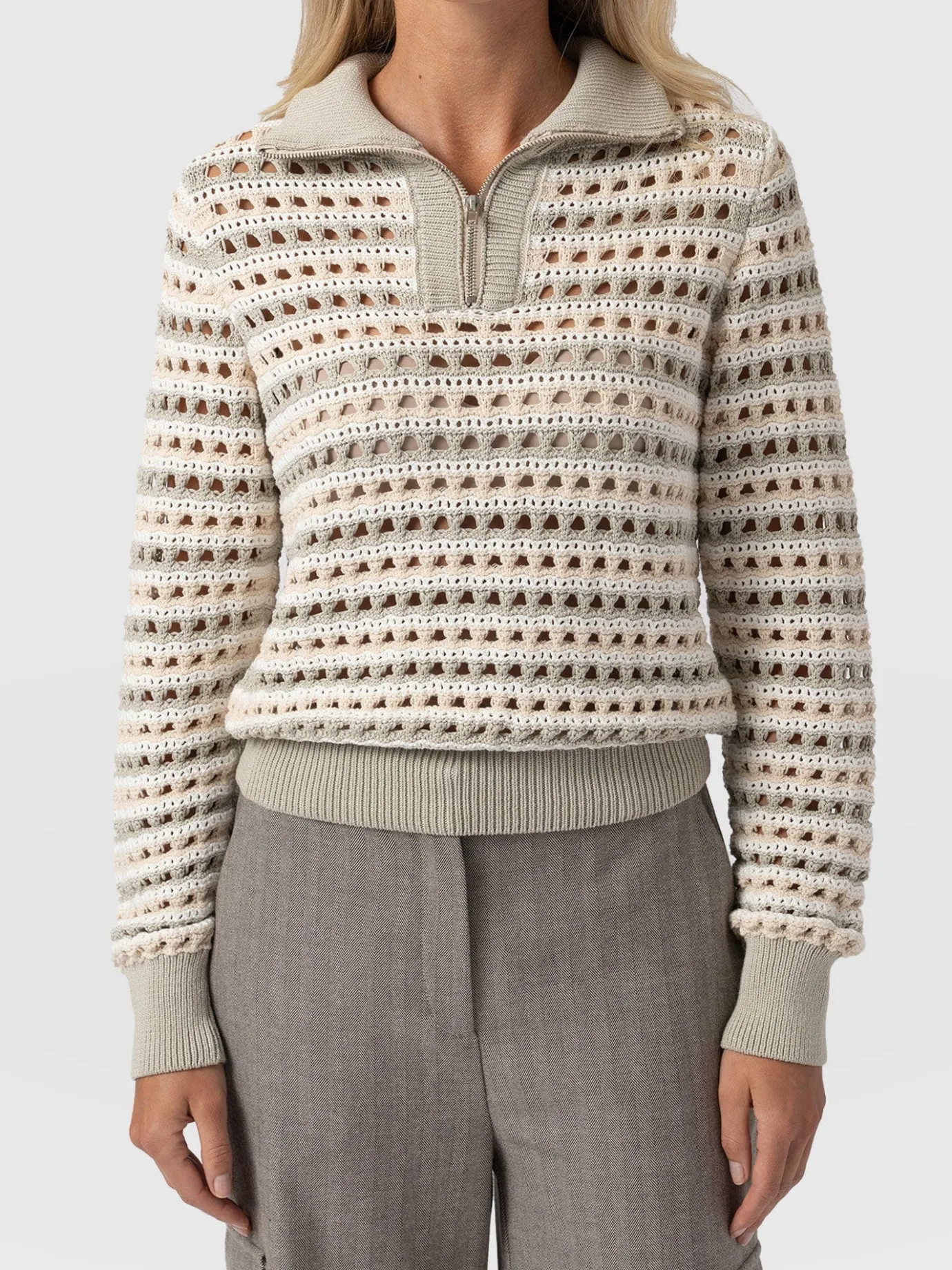 Knitwear|Saint and Sofia Ester Quarter Zip Knit - Beige