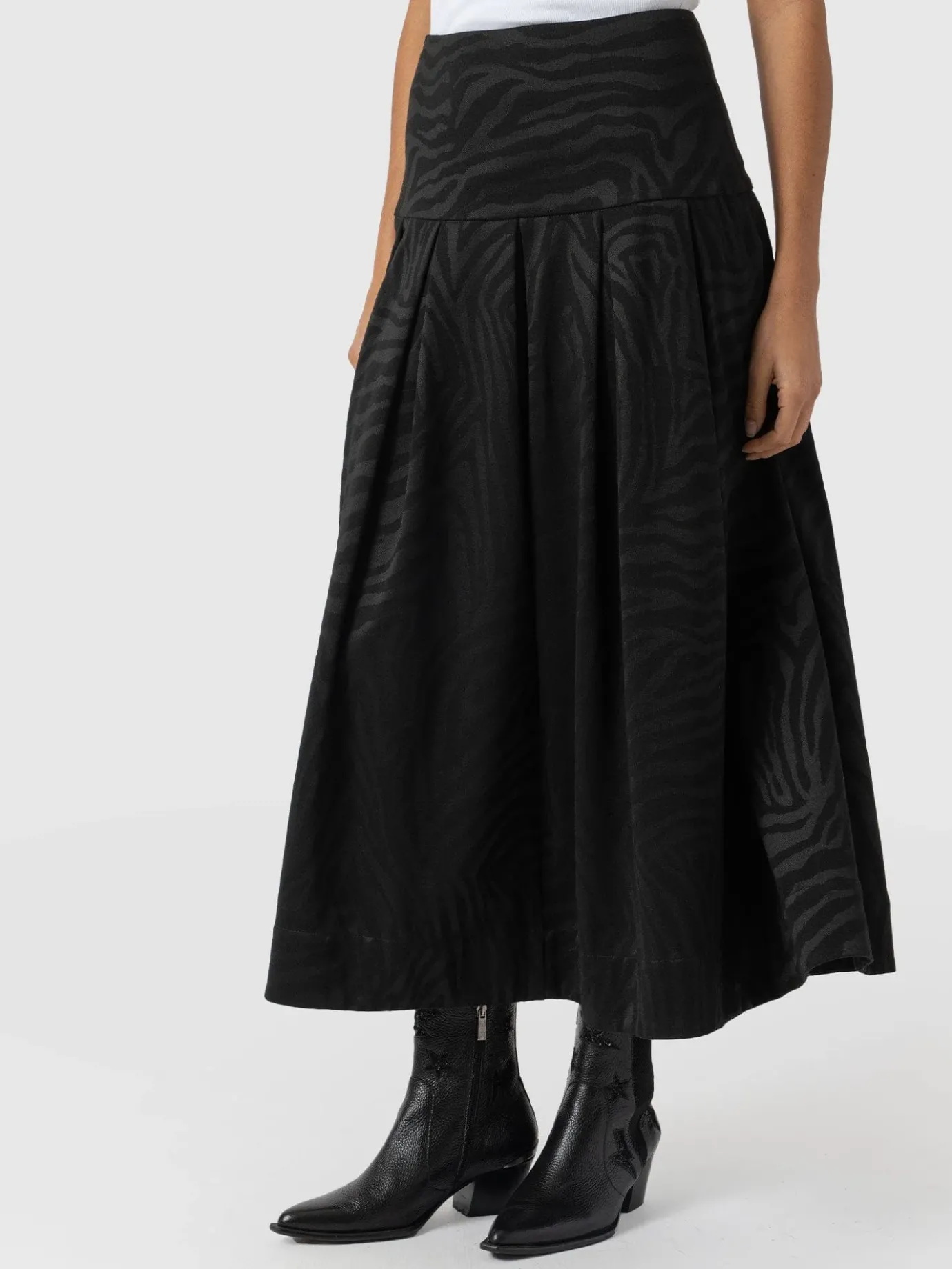 Skirts|Saint and Sofia Everly Pleated Skirt - Black Zebra