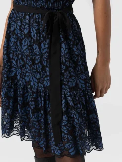 Dresses|Saint and Sofia Fearne Lace Mini Dress - Blue/Black