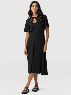 Dresses|Saint and Sofia Freya Tie Dress - Black