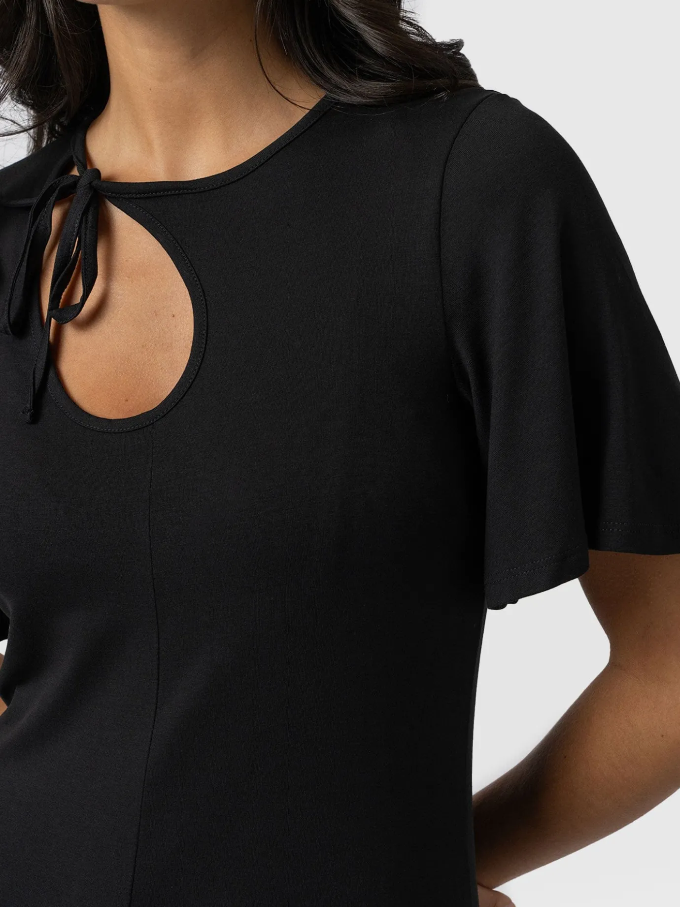 Dresses|Saint and Sofia Freya Tie Dress - Black