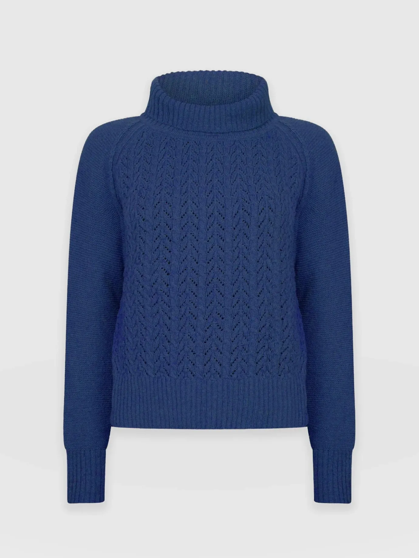 Sweaters|Knitwear|Saint and Sofia Glen Cable Knit Sweater - Blue