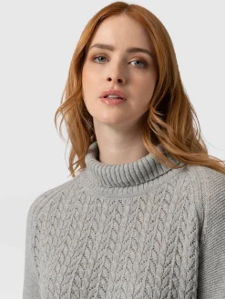 Knitwear|Saint and Sofia Glen Cable Knit Sweater - Grey