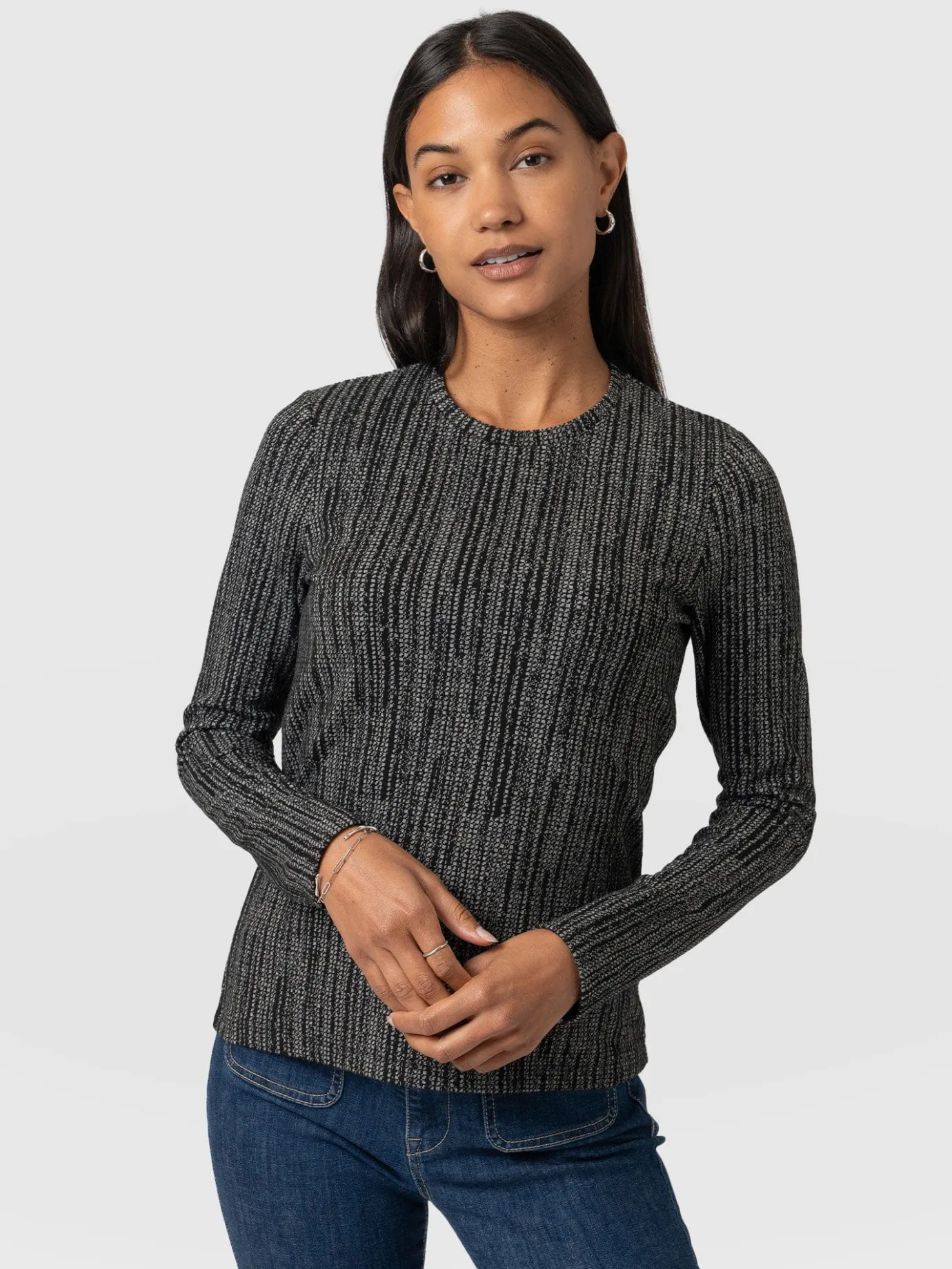 T-shirts & Tanks|Saint and Sofia Glen Crew Neck Tee - Grey/Black