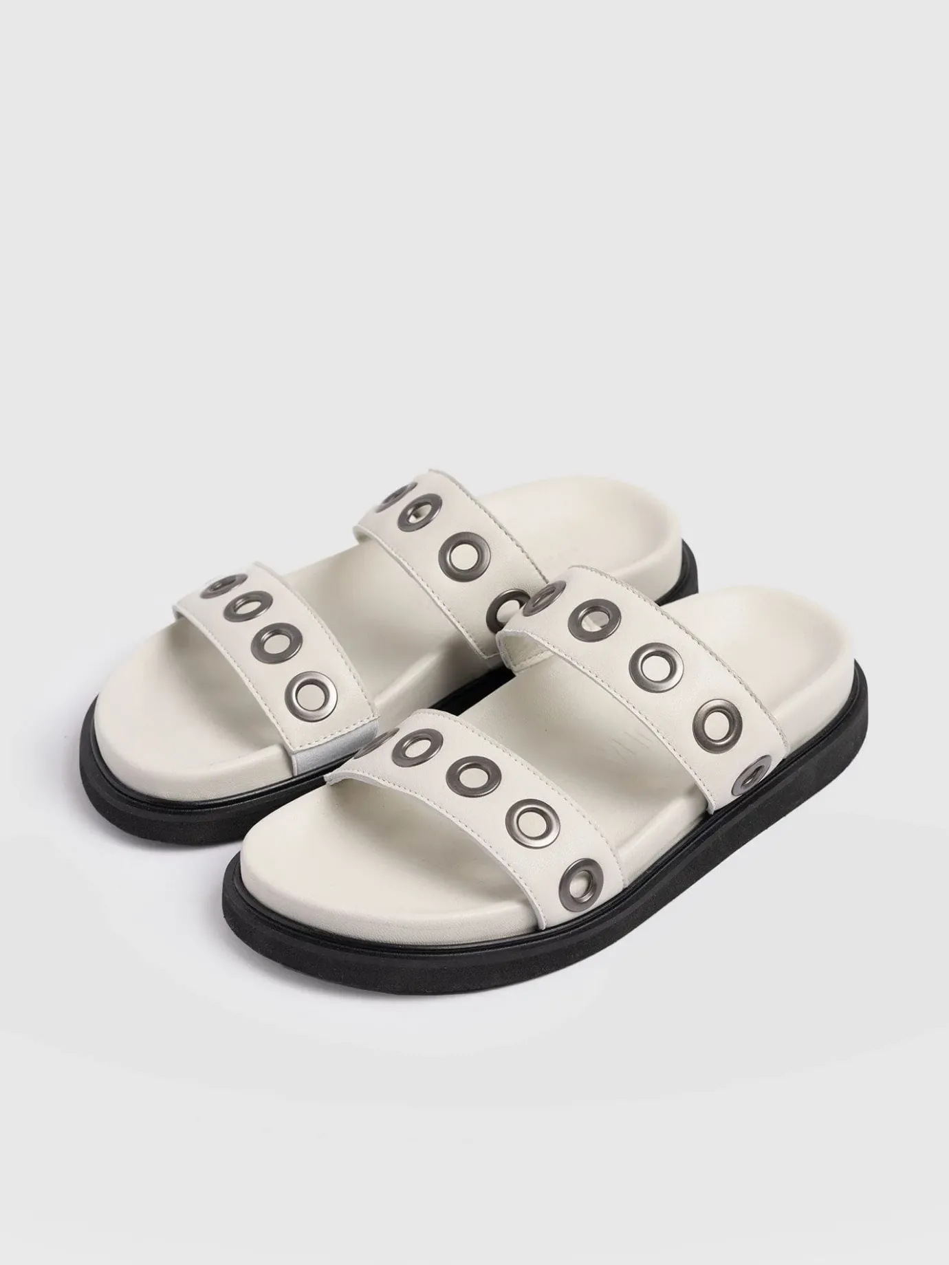 Sandals|Shoes|Saint and Sofia Madison Eyelet Slides - Cream