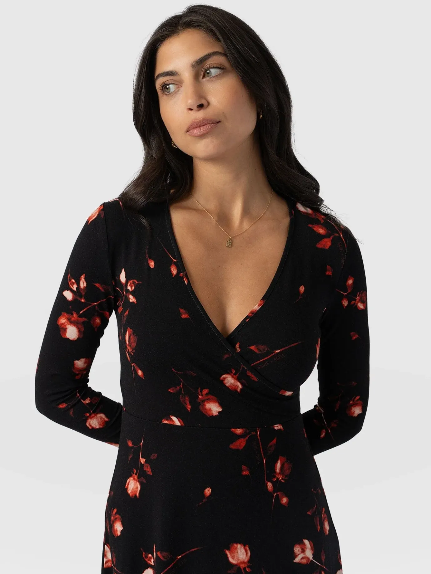Dresses|Saint and Sofia Maggie Wrap Midi Dress - Dark Roses
