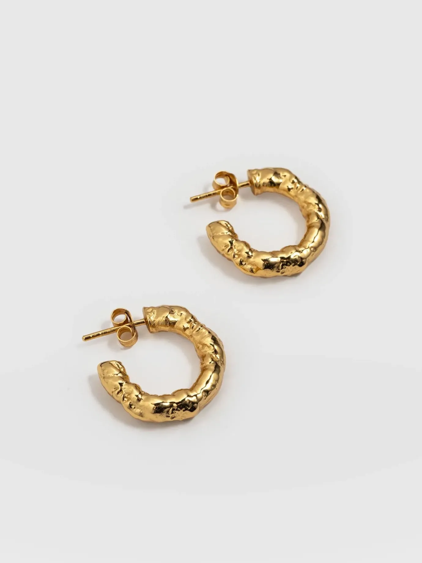 Jewelry|Earrings|Saint and Sofia Molten Hoop Earrings - Gold