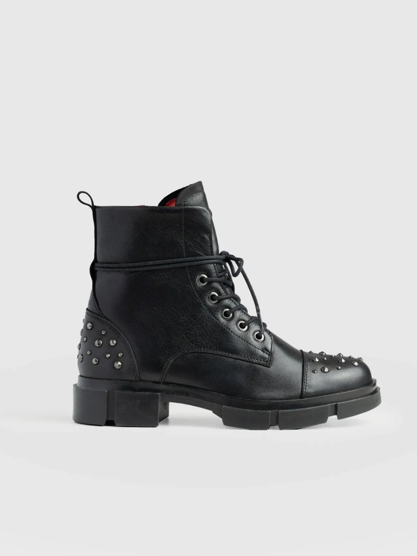 Boots|Shoes|Saint and Sofia Noho Studded Boot - Black