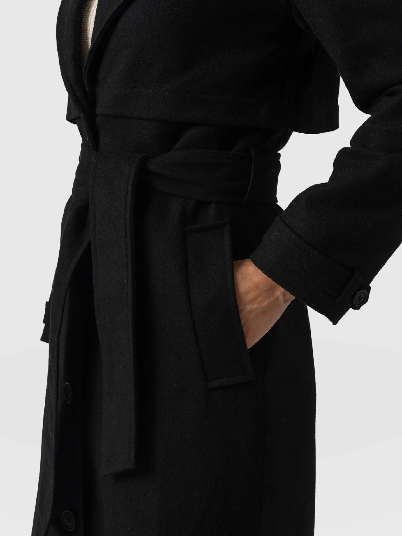 Coats & Jackets|Saint and Sofia Odette Coat - Black