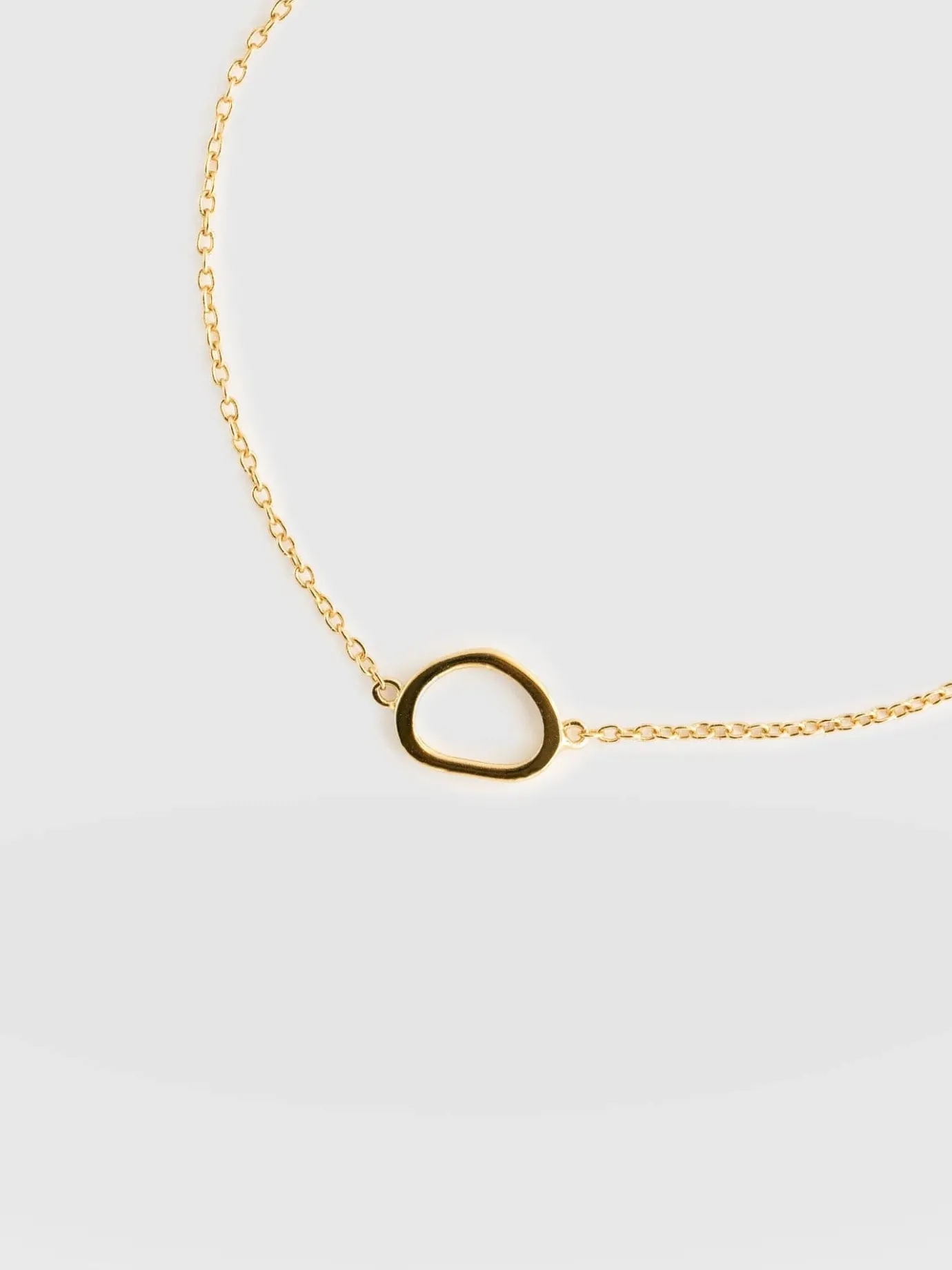 Gold Jewelry|Jewelry|Saint and Sofia Organic Open Oval Bracelet - Gold