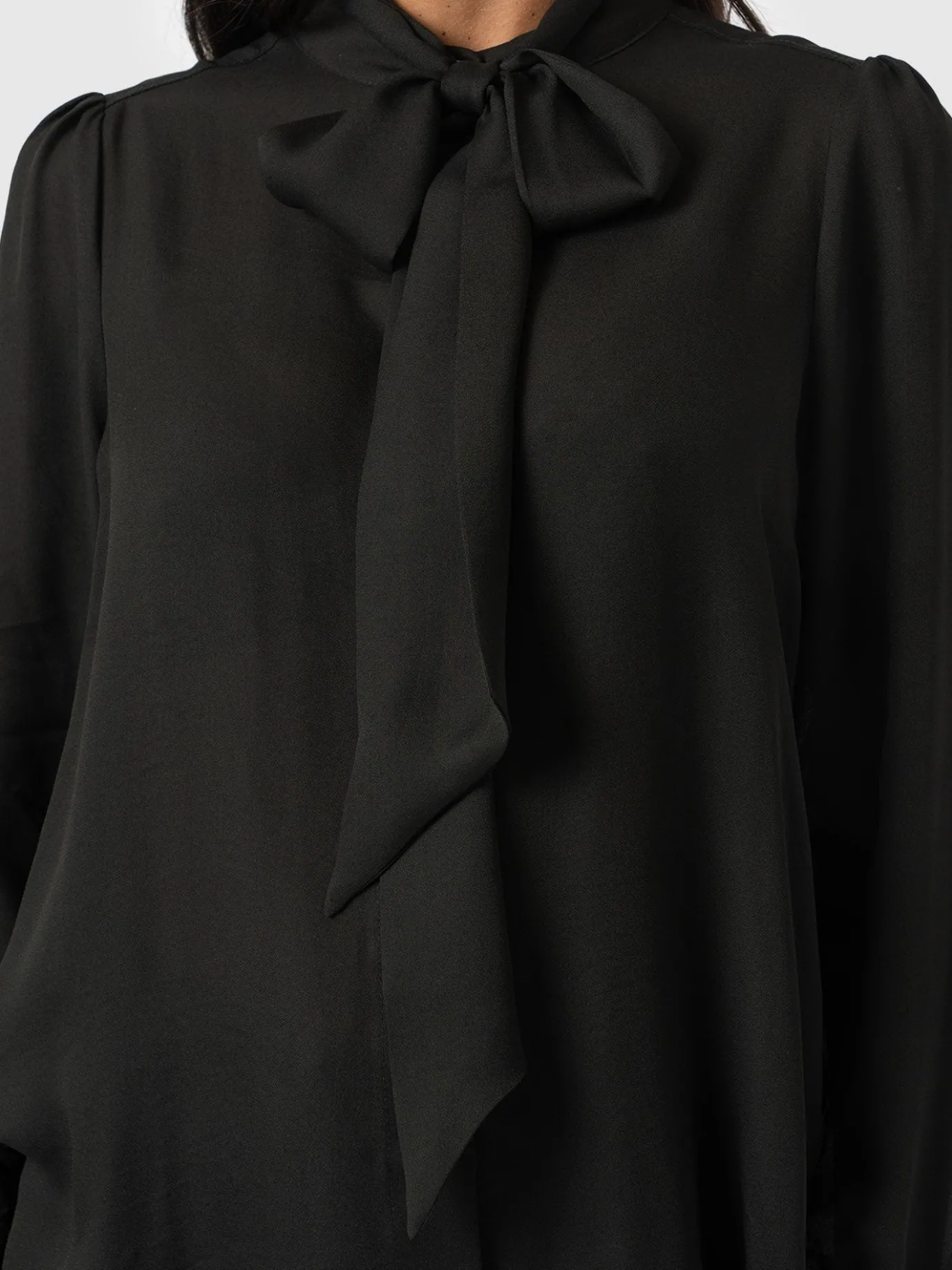 Blouses & Shirts|Saint and Sofia Paxton Pussybow Blouse - Black
