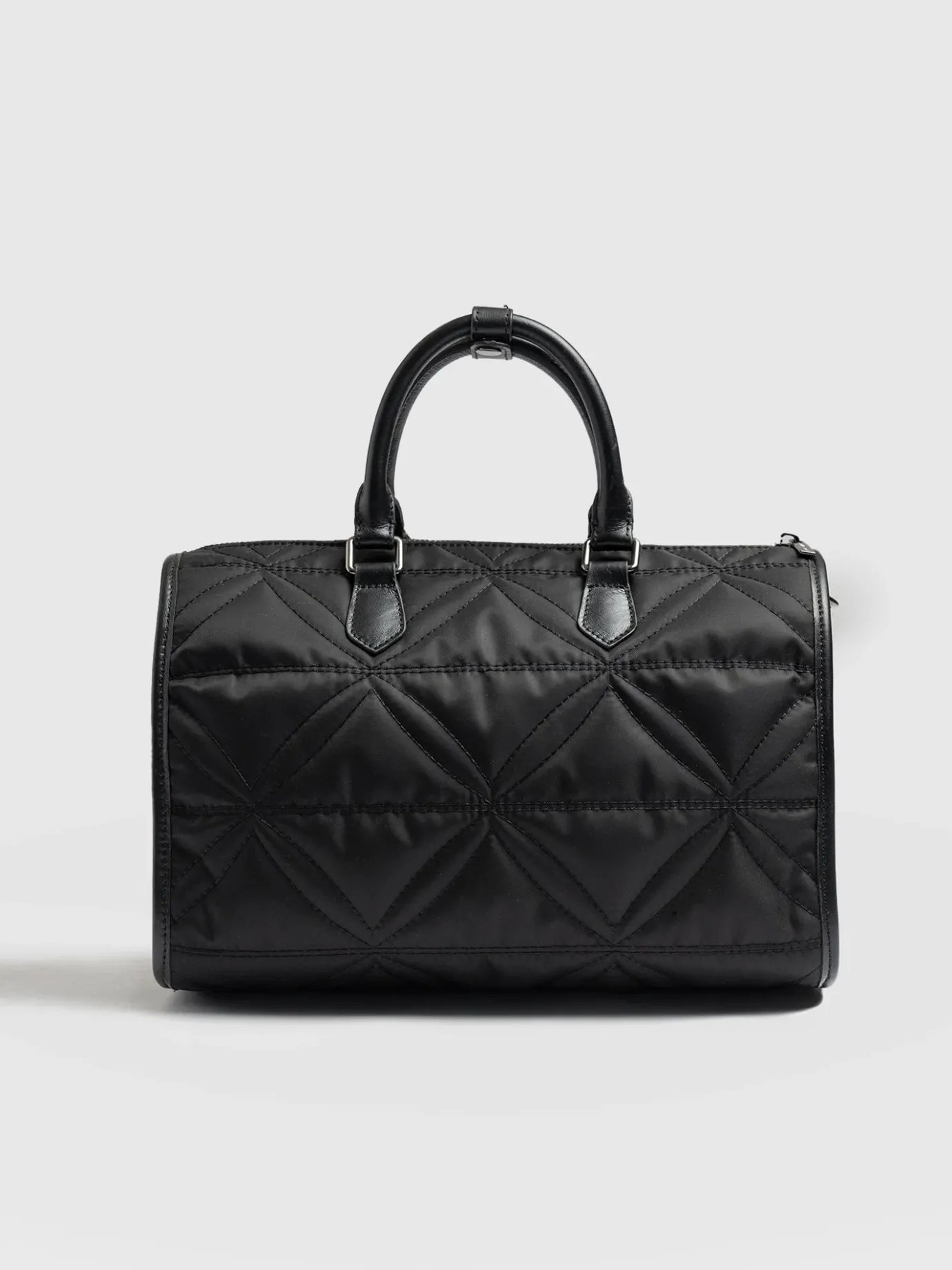 Accessories|Shoulder Bags|Saint and Sofia Quilted Maeve Duffle Bag - Black