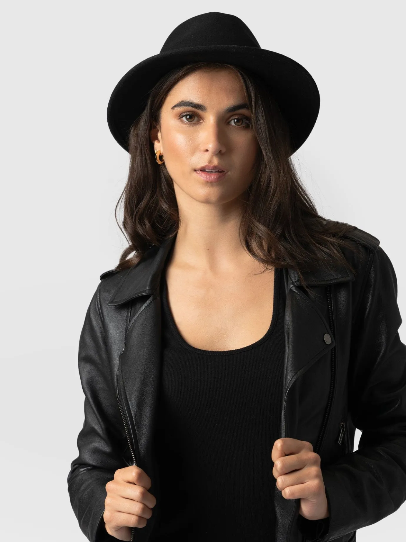Scarves & Hats|Saint and Sofia Ramona Studded Hat - Black