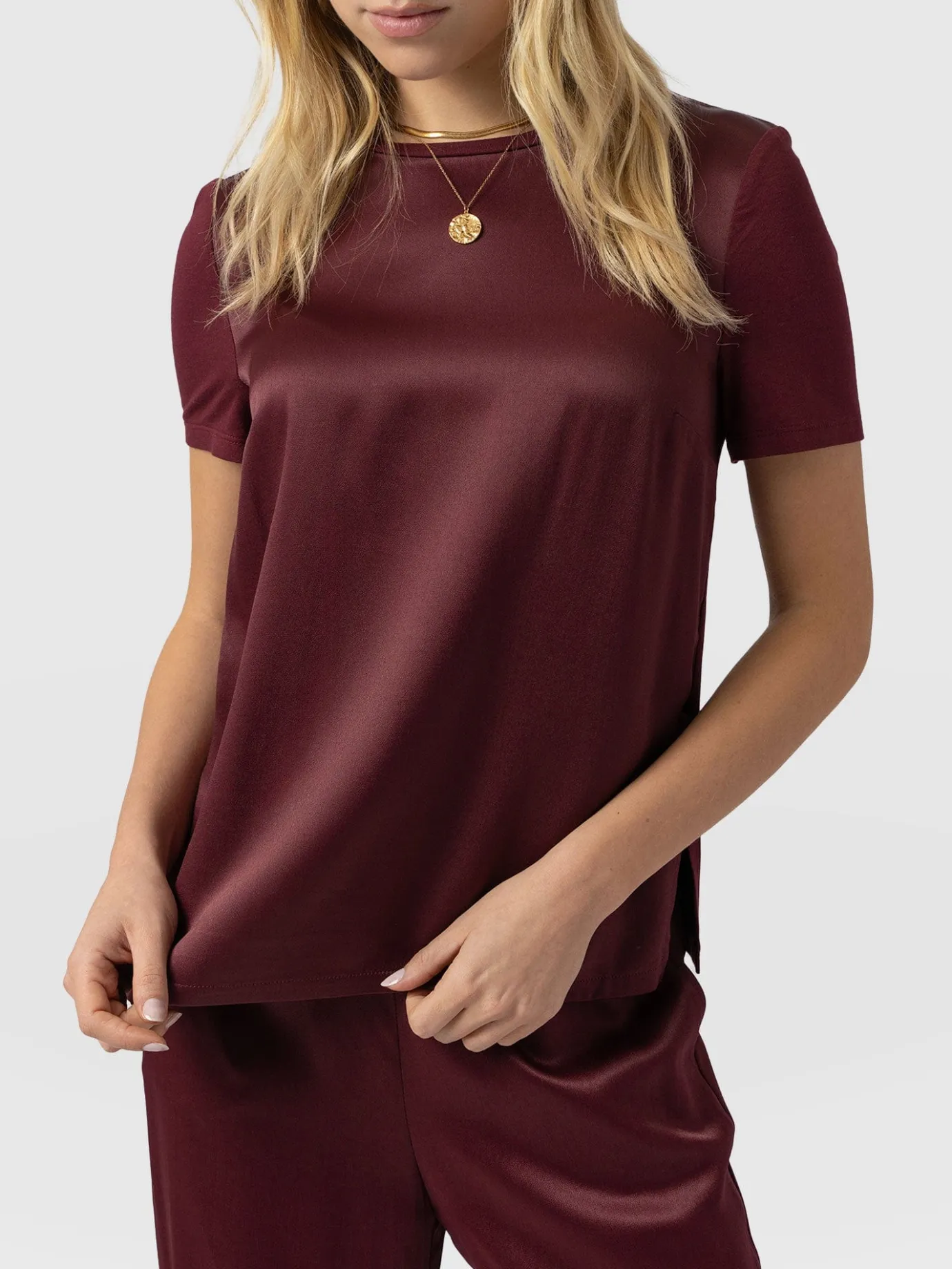 T-shirts & Tanks|Saint and Sofia Rayner Contrast Tee - Maroon