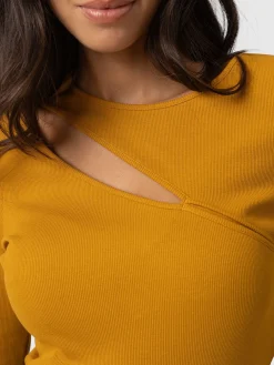 T-shirts & Tanks|Saint and Sofia Reveal Tee Long Sleeve - Ochre